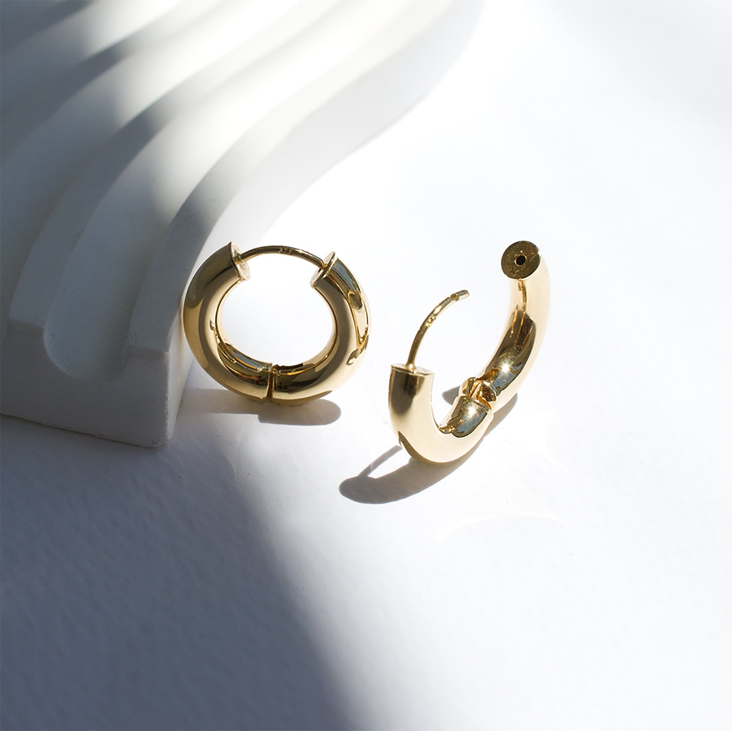 Hinged Hoop Earrings | SMITH Jewellery