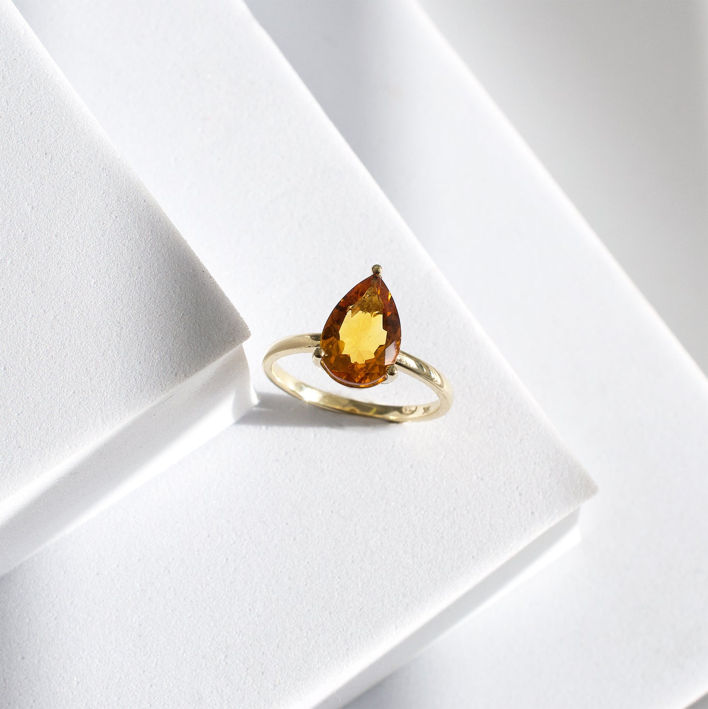 Gloria Ring | SMITH Jewellery