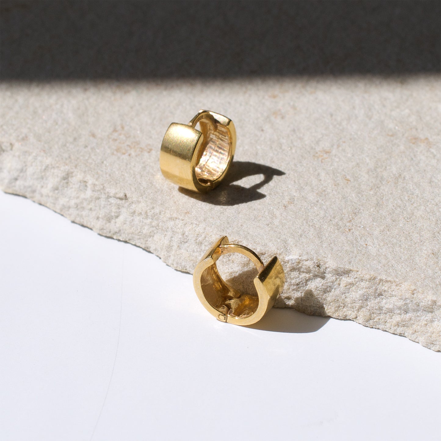 Huggies | SMITH Jewellery
