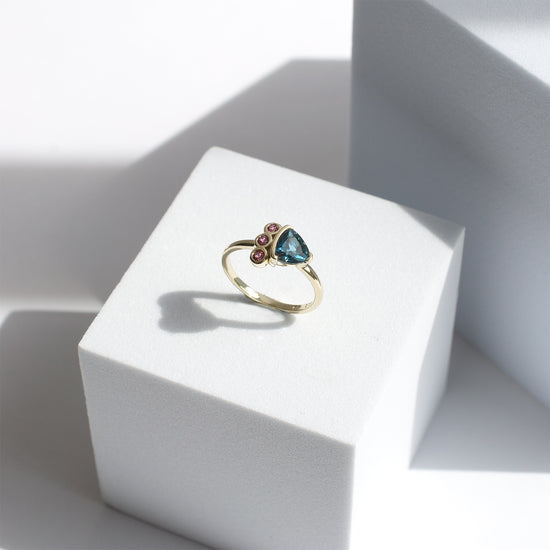Load image into Gallery viewer, Grace Ring | SMITH Jewellery
