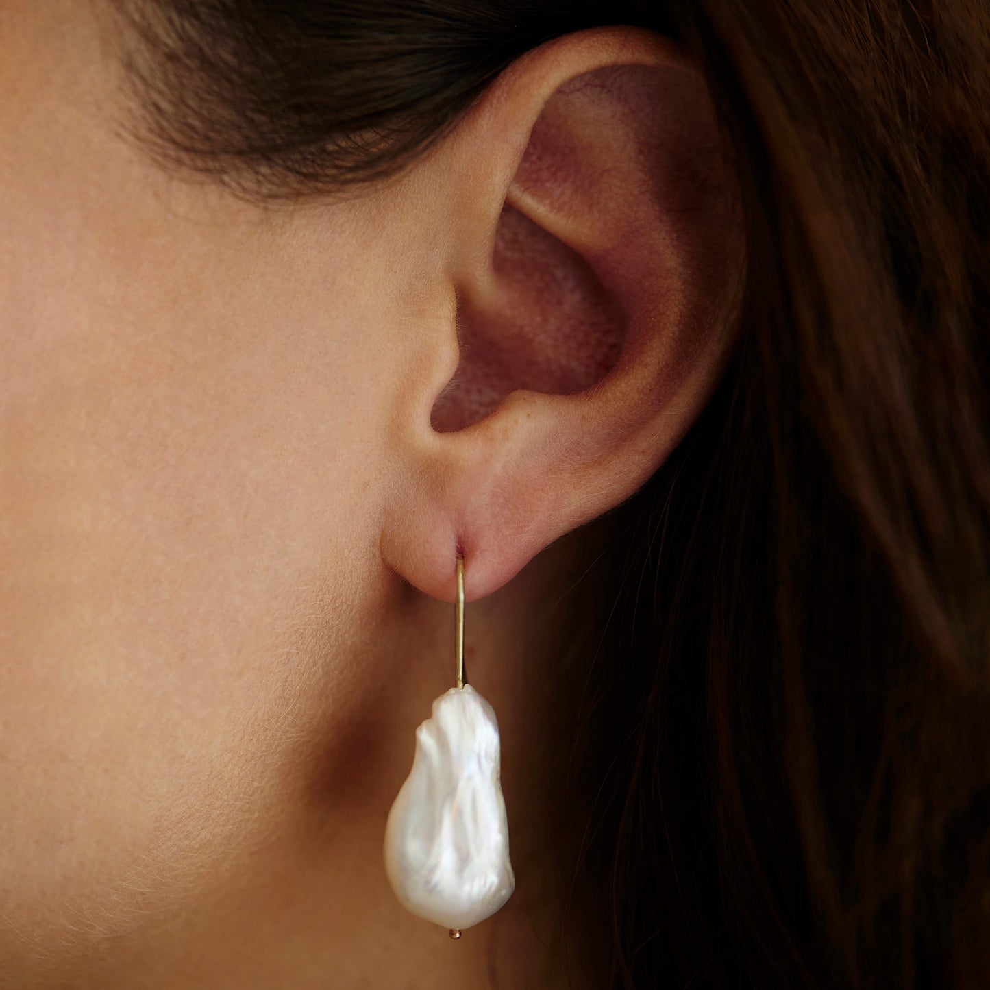 Mismatched Pearl Earrings | SMITH Jewellery
