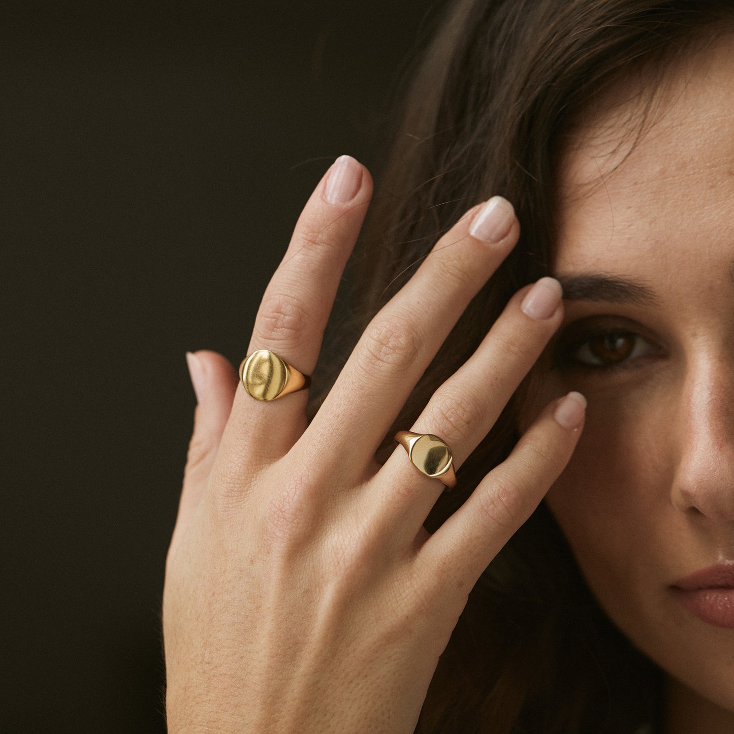 Round Signet Ring | SMITH Jewellery